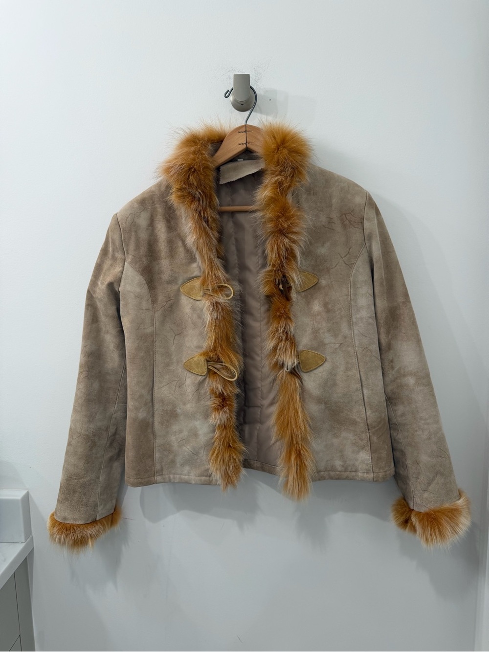 NWOT Women’s Fox Fur Trimmed Genuine Suede Leather Jacket